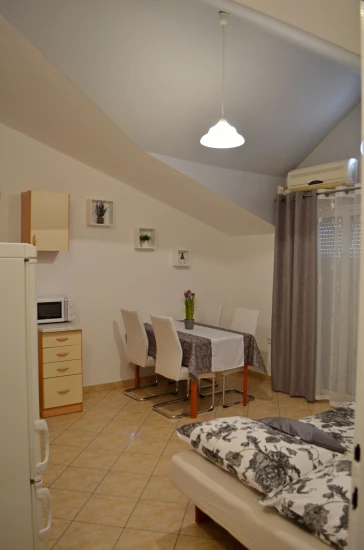 Apartmán Severní Dalmácie - Brodarica DA 8462 N2