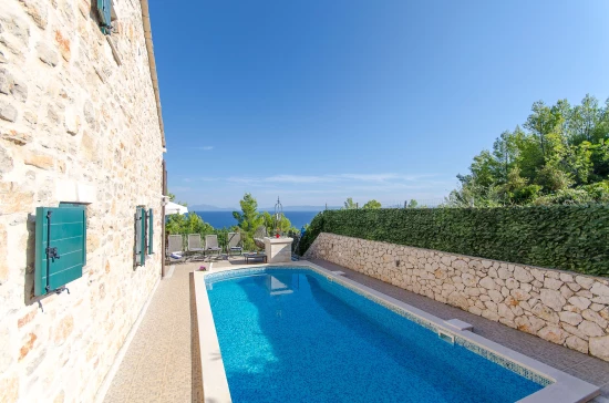 Vila Ostrov Hvar - Zavala OS 10332 N1