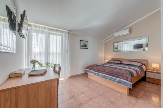 Apartmán Střední Dalmácie - Staniči DA 8503 N3