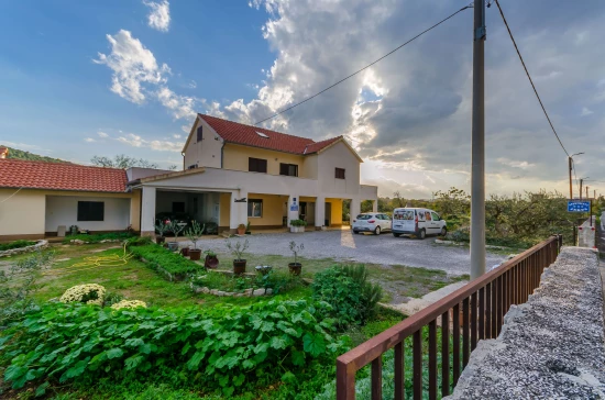 Apartmán Střední Dalmácie - Vrsine (Poljica) DA 8530 N1