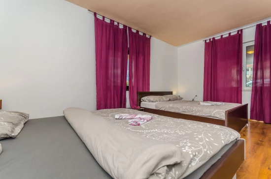 Apartmán Střední Dalmácie - Vrsine (Poljica) DA 8530 N1