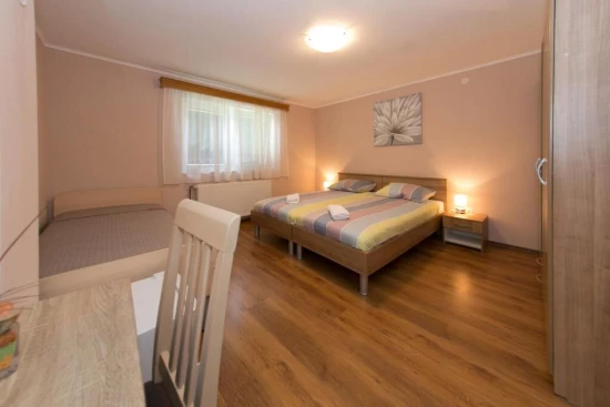 Apartmánový pokoj Kvarner - Otočac KV 7649 N2