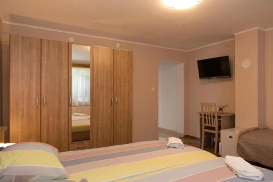 Apartmánový pokoj Kvarner - Otočac KV 7649 N2