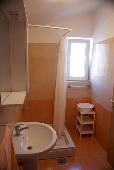 Apartmán Severní Dalmácie - Tribunj (Vodice) DA 8567 N3