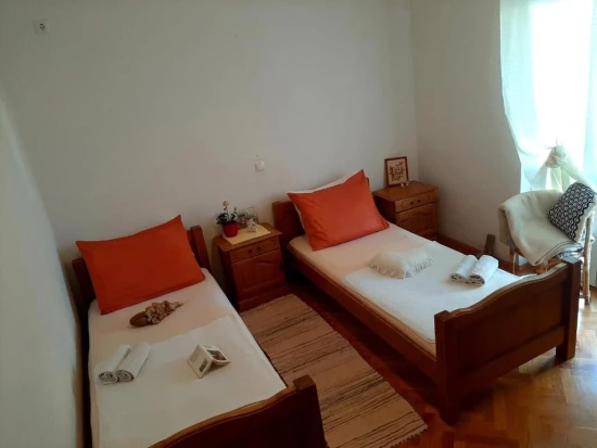 Apartmán Střední Dalmácie - Duće DA 8568 N1