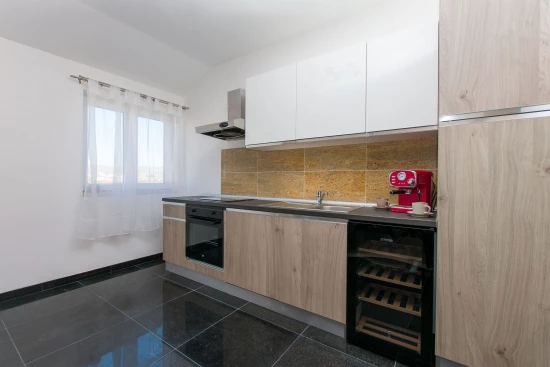 Apartmán Střední Dalmácie - Kučiće DA 8583 N1