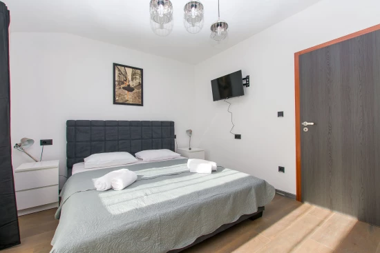 Apartmán Střední Dalmácie - Kučiće DA 8583 N1