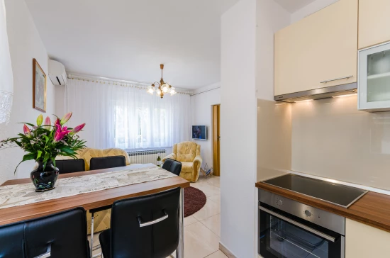 Apartmán Kvarner - Povile (Novi Vinodolski) KV 7661 N1