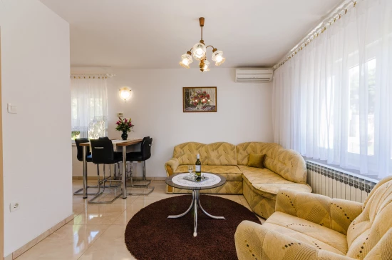 Apartmán Kvarner - Povile (Novi Vinodolski) KV 7661 N1