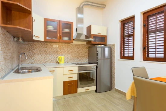 Apartmán Střední Dalmácie - Kaštela DA 8590 N1