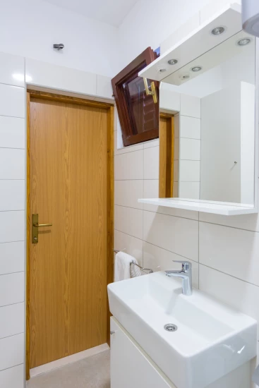 Apartmán Střední Dalmácie - Kaštela DA 8590 N1