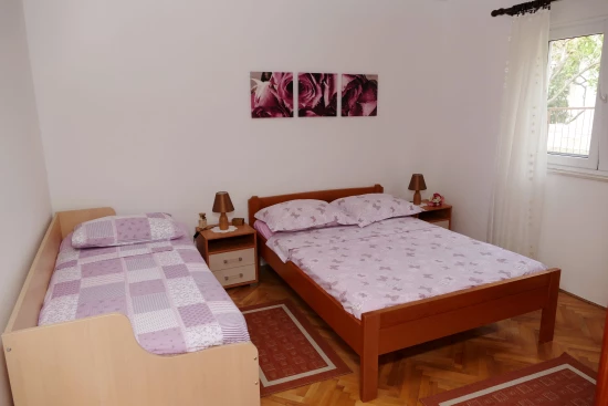 Apartmán Střední Dalmácie - Okrug Gornji DA 8591 N1