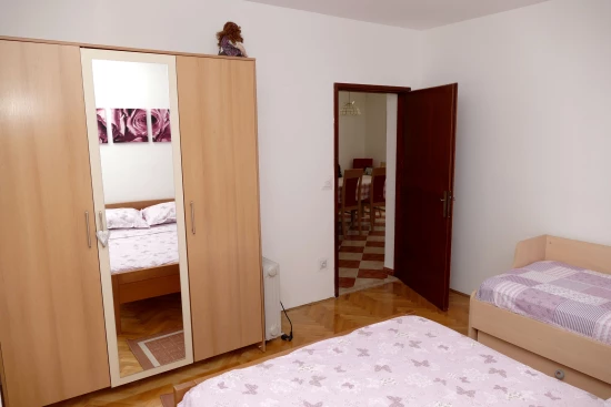 Apartmán Střední Dalmácie - Okrug Gornji DA 8591 N1