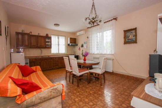 Apartmán Střední Dalmácie - Arbanija (Čiovo) DA 8592 N1