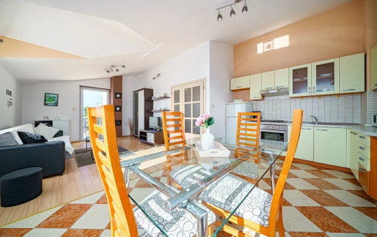 Apartmán Severní Dalmácie - Vodice DA 8593 N2