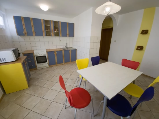 Apartmán Střední Dalmácie - Okrug Gornji DA 8596 N1