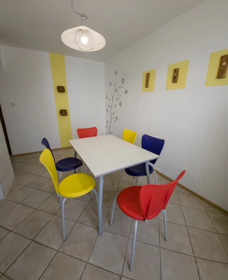 Apartmán Střední Dalmácie - Okrug Gornji DA 8596 N1