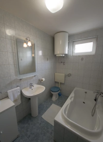 Apartmán Střední Dalmácie - Okrug Gornji DA 8596 N1