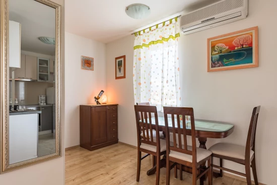 Apartmán Střední Dalmácie - Split DA 8601 N1