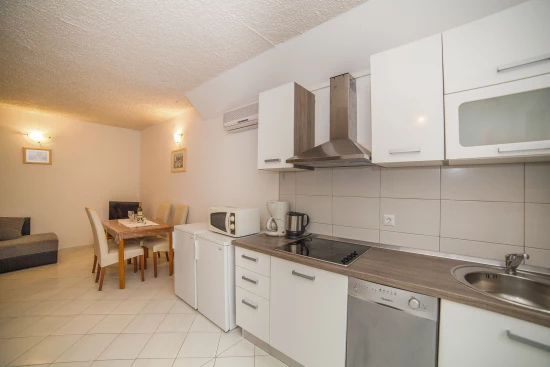 Apartmán Střední Dalmácie - Okrug Gornji DA 8611 N3