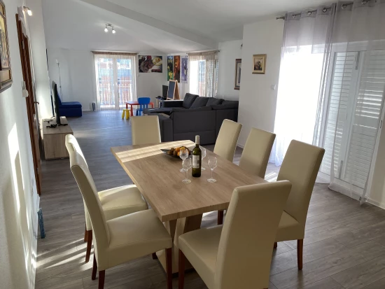 Apartmán Střední Dalmácie - Okrug Gornji DA 8611 N5