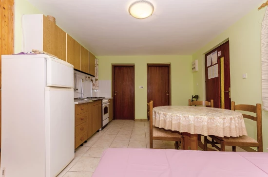 Apartmán Střední Dalmácie - Sevid DA 8615 N2