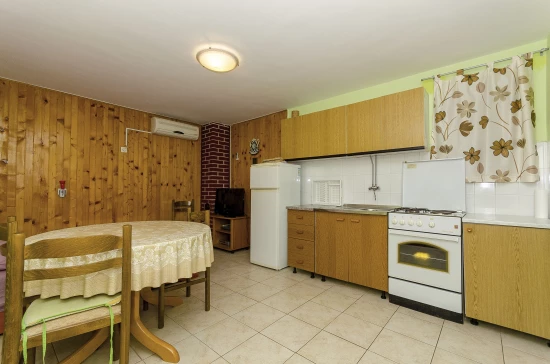 Apartmán Střední Dalmácie - Sevid DA 8615 N2