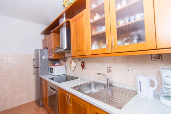 Apartmán Střední Dalmácie - Okrug Gornji DA 8635 N2