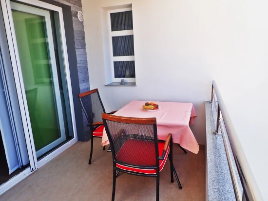 Apartmán Severní Dalmácie - Starigrad Paklenica DA 8637 N2