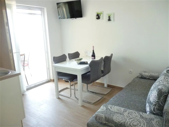 Apartmán Severní Dalmácie - Starigrad Paklenica DA 8637 N2