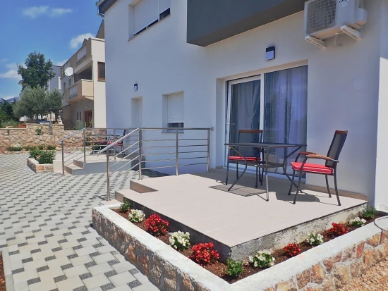 Apartmán Severní Dalmácie - Starigrad Paklenica DA 8637 N3