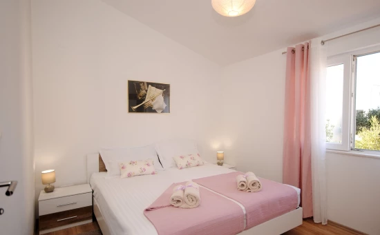 Apartmán Střední Dalmácie - Kaštela DA 8638 N1