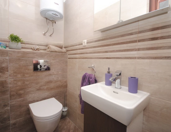 Apartmán Střední Dalmácie - Kaštela DA 8638 N1