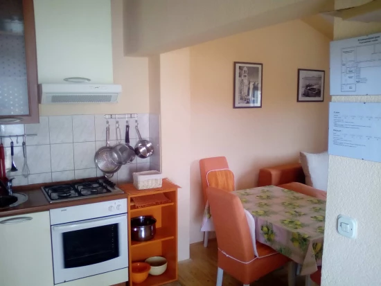 Apartmán Severní Dalmácie - Pirovac DA 8647 N1