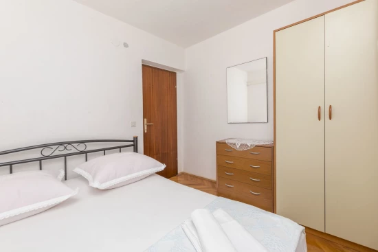 Apartmán Střední Dalmácie - Okrug Donji DA 8649 N2