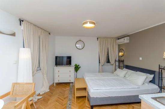 Apartmán Střední Dalmácie - Split DA 8653 N2