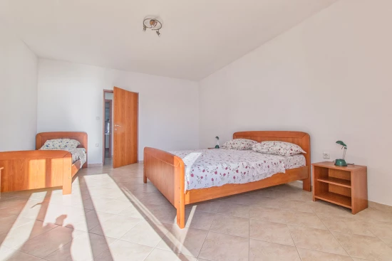 Apartmán Střední Dalmácie - Podstrana DA 8654 N1