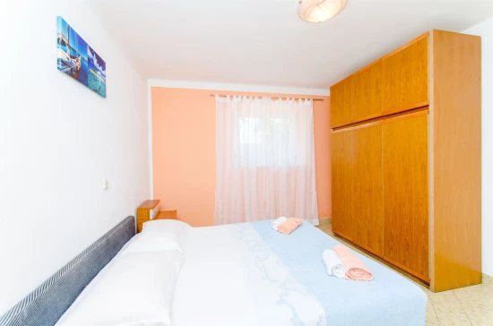 Apartmán Střední Dalmácie - Baška Voda DA 8665 N3