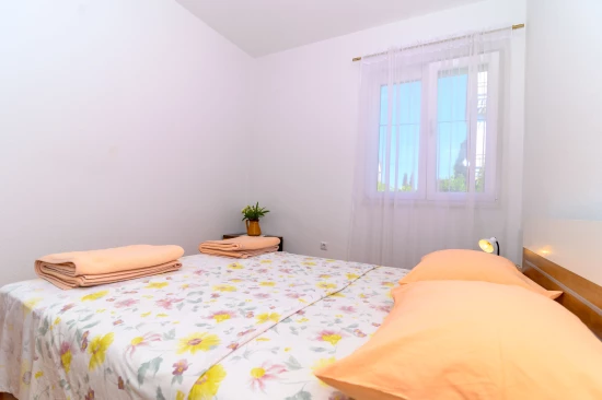 Apartmán Střední Dalmácie - Okrug Gornji DA 8666 N2