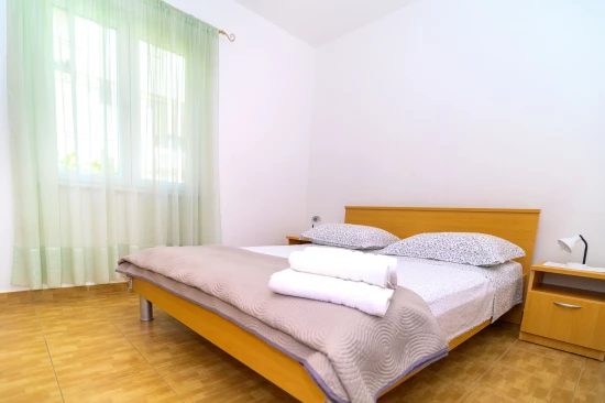 Apartmán Střední Dalmácie - Okrug Gornji DA 8666 N3