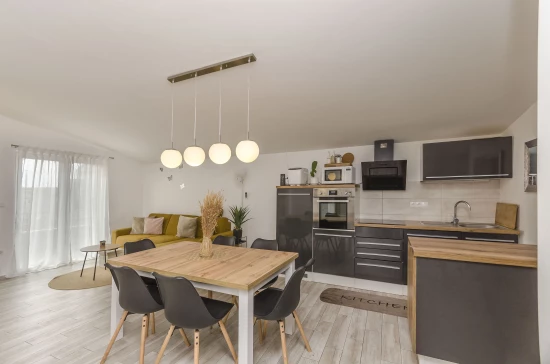 Apartmán Severní Dalmácie - Vodice DA 9699 N3