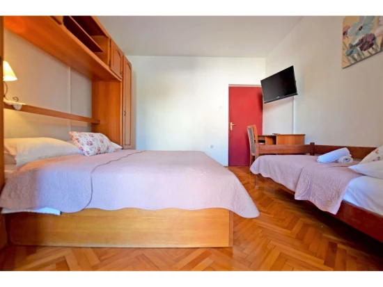 Apartmán Severní Dalmácie - Starigrad Paklenica DA 8716 N4