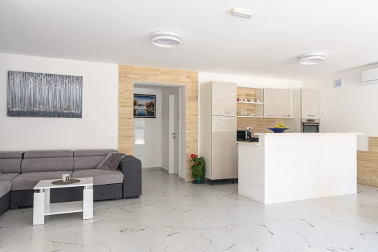 Apartmán Střední Dalmácie - Trogir DA 8739 N2