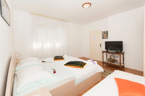 Apartmán Střední Dalmácie - Omiš DA 8742 N1