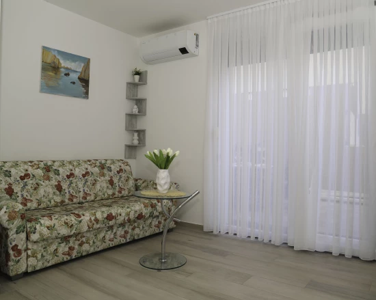 Apartmán Střední Dalmácie - Podstrana DA 8752 N1