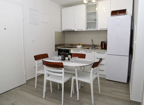 Apartmán Střední Dalmácie - Podstrana DA 8752 N1