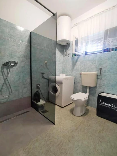 Apartmán Severní Dalmácie - Raslina (Šibenik) DA 8757 N1