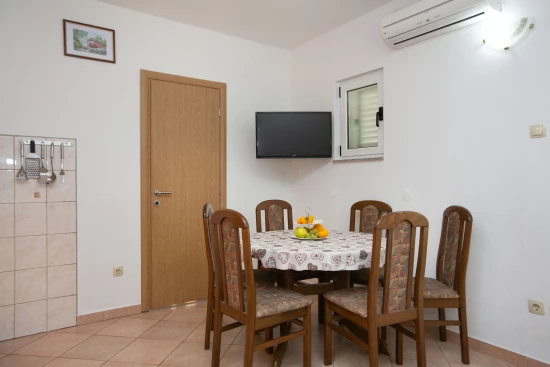 Apartmán Střední Dalmácie - Vinišće DA 8759 N3