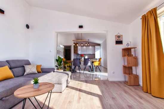 Apartmán Střední Dalmácie - Podstrana DA 8761 N1