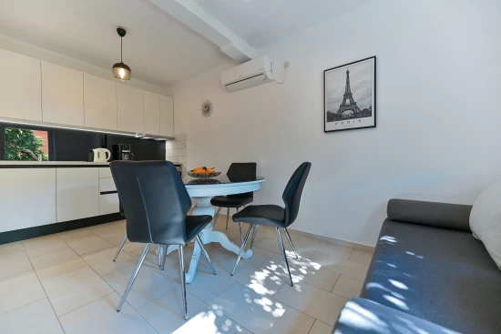 Apartmán Střední Dalmácie - Trogir DA 8767 N1